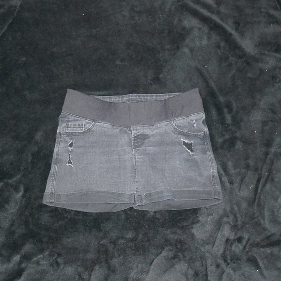 Old Navy Pants - Black Old Navy maternity denim shorts